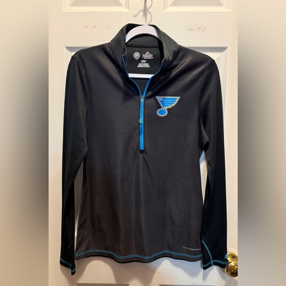 ST LOUIS BLUES Majestic Black Pullover with Bright Blue Trim